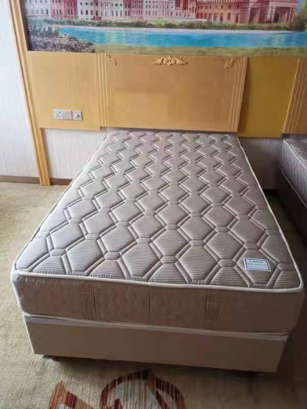 冬季酒店布草换新回收批量床品